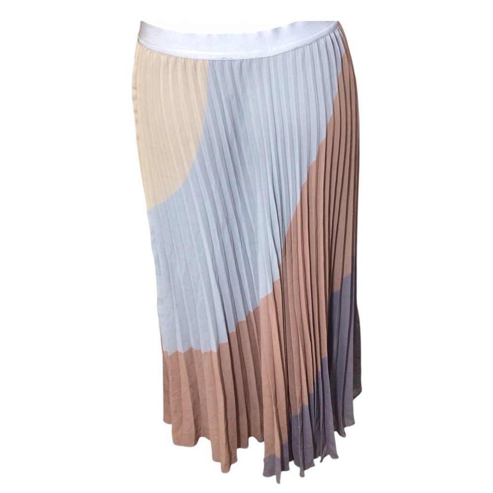 Elegant Colorblock Pleated Skirt - Picture 3 of 4